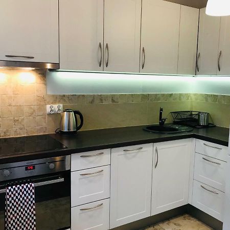 Bird House Apartment In The City Center คราคูฟ ภายนอก รูปภาพ