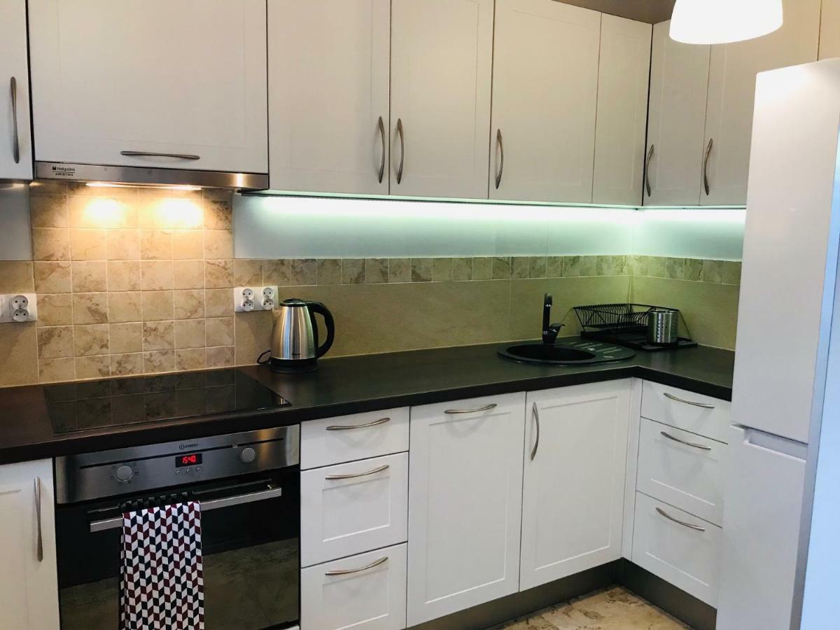 Bird House Apartment In The City Center คราคูฟ ภายนอก รูปภาพ
