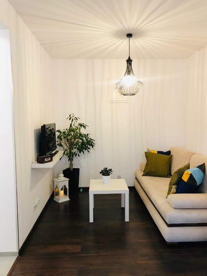 Bird House Apartment In The City Center คราคูฟ ภายนอก รูปภาพ