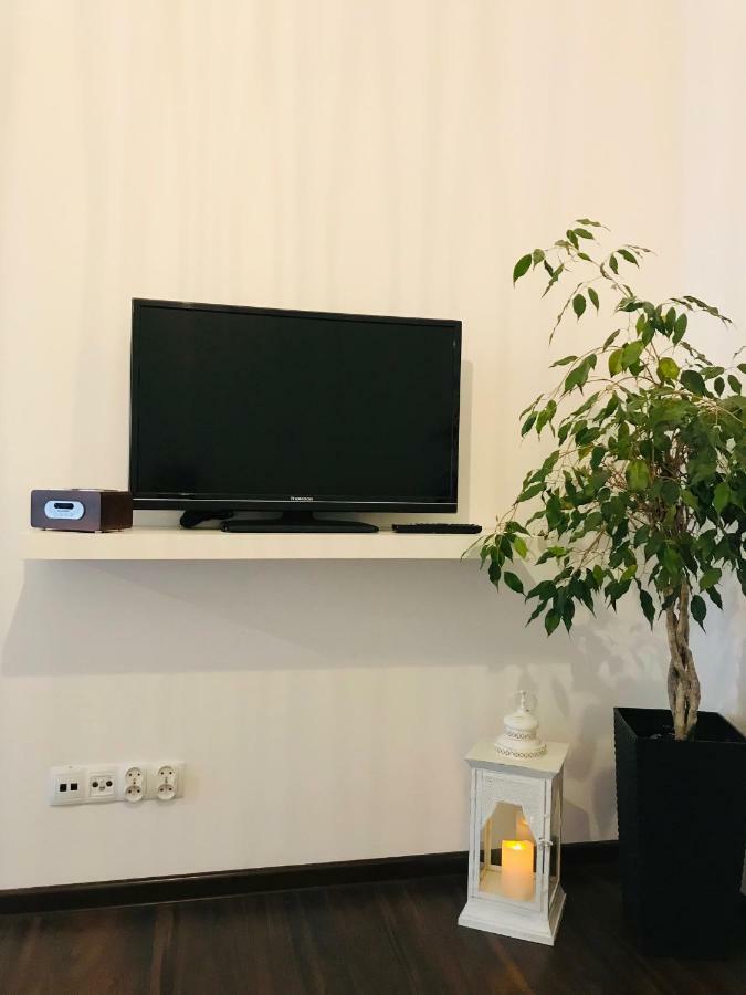 Bird House Apartment In The City Center คราคูฟ ภายนอก รูปภาพ